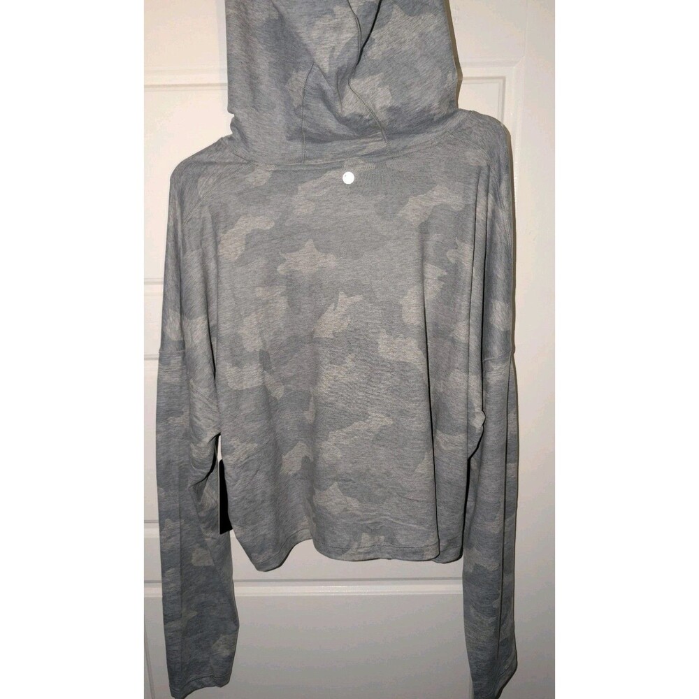 Yogalicious Lux Womens XL Hoodie Jacket Gray White Camo with Thumb Holes NWT - Picture 3 of 10